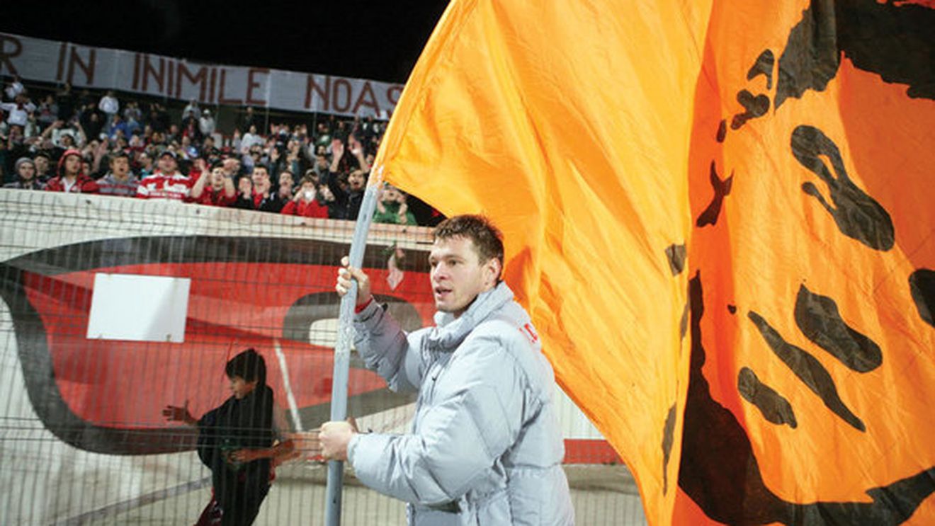 Imaginea lui Hîldan, proiectată pe tabelă