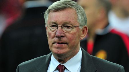 Dacă el se va transfera în Anglia, Ferguson mai bine s-ar retrage!** Managerul știe scenariul care i-ar strica finalul carierei: "Mi-e teamă de cât mai poate crește!"