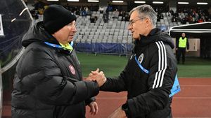 Cum a câştigat Ioan Ovidiu Sabău derby-ul cu Dan Petrescu, la pauza meciului U Cluj - CFR Cluj 3-2