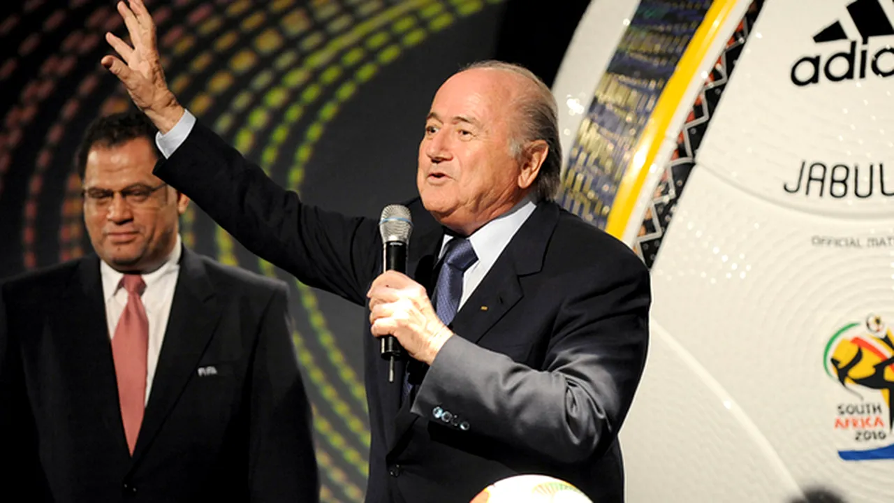 Blatter se află în Arabia Saudită** pentru a obține susținerea la alegerile FIFA