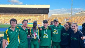 A doborât recordul mondial la 100 metri U18, la numai 16 ani, dar performanța lui nu va fi luată în calcul!