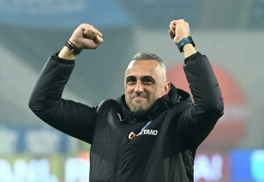 Ivaylo Petev dezvăluie ce a schimbat la pauză, în vestiar, pentru a câştiga în CFR - Craiova 1-2! "Asta a trebuit să fac"