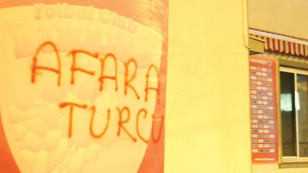 Turcu: "Pe Badea de ce nu îl înjură nimeni?"