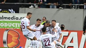 Fotbalistul ridicat în slăvi de Marius Șumudică, „demontat” de fostul președinte de la Rapid! Alți doi jucători cu care Dan Șucu vrea să ia titlul, făcuți praf: „Ei sunt balast!”. EXCLUSIV