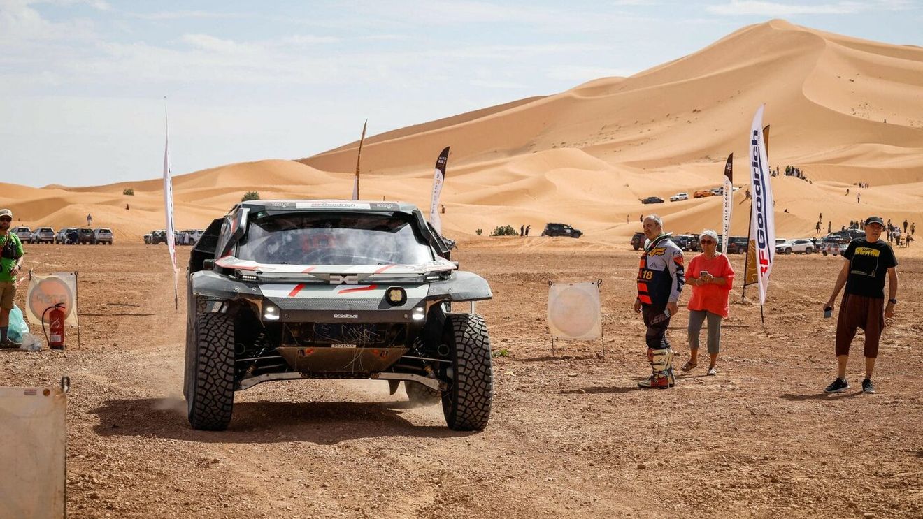 Televiziunea lui Berlusconi a văzut Dacia pentru deșert și a dat verdictul: „Fiecare secundă contează”