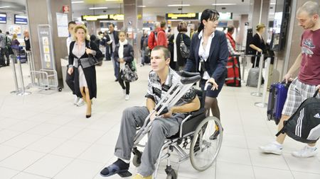 Bătut de paznicii unui club din Centrul Vechi, Lepmets a trecut peste momentul greu! "Familia m-a salvat!"