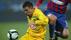 E LIBER de contract și ar putea să rezolve cea mai mare problemă de la Dinamo!** Jucătorul care a făcut senzație în tur e acum UITAT de Liga I!