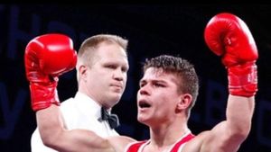 Primul pugilist român calificat la JO. Turneul preolimpic de la Londra s-a anulat după numai două zile, dar Cosmin Gîrleanu a reușit să obțină biletul olimpic în ultima gală a competiției