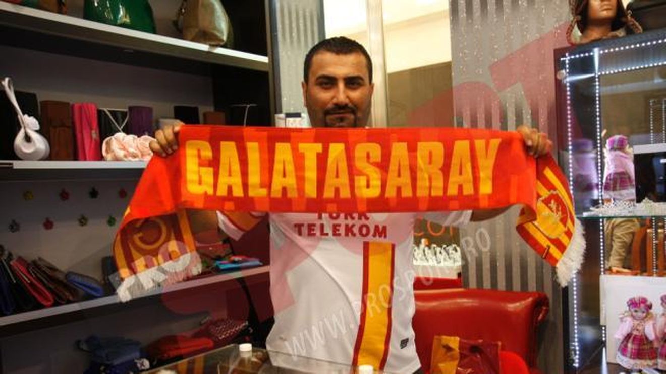 Ultrasul bijutier!** Și-ar da tot aurul pentru Galatasaray, deși trăiește la Cluj! "Am și chiloți cu Galatasaray"