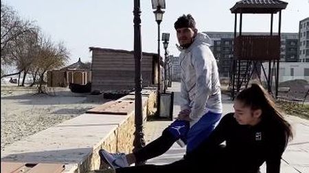 Florinel Coman, antrenament inedit împreună cu iubita, în plină pandemie de coronavirus! Cum se menține în formă "perla" lui Gigi Becali | VIDEO