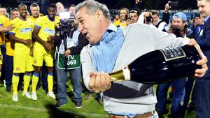 Gigi Becali s-a răzgândit cu 24 de ore înaintea derby-ului cu Dinamo: „Nu e atât de importantă Cupa! Batem tot până la final. Azi m-am născut eu”
