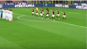 VIDEO | Moment bizar pe San Siro. AC Milan a pregătit o coregrafie inedită la începutul partidei cu Carpi
