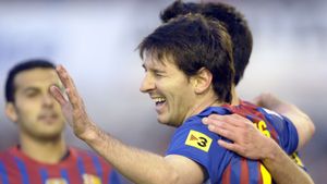 Platini: **"Messi nu se va sătura niciodată! E blând și simpatic, dar are instinct de "ucigaș"!"