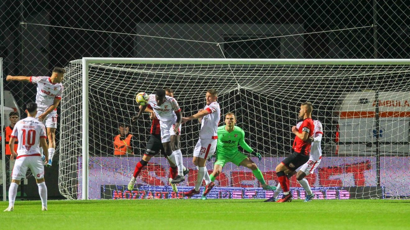 Dinamo supraviețuiește în Superliga, dar nu scoateți perfuziile! Cum am trăit în format liveblog chinul “câinilor” la Miercurea Ciuc pentru un 0-0 eficient după o prestație jenantă! EXCLUSIV VIDEO & FOTO