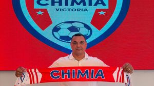 Ionel Ganea a revenit în fotbal. Este noul antrenor al echipei
