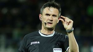 Cristi Balaj n-are timp să se plictisească. Fostul arbitru va lucra în Guvernul Grindeanu. Ce funcție va ocupa