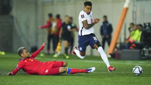 FC Barcelona și AC Milan, război pentru transferul lui Jesse Lingard, ajuns din nou rezervă la Manchester United!