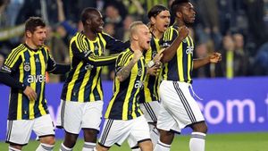 Turcii nu se tem de Sânmărtean! Fener anunță calificarea:** "Au fost ceva probleme în tur, dar vom rezolva situația! Mergem în România să câștigăm"