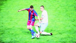 Apostol merge după Petrescu