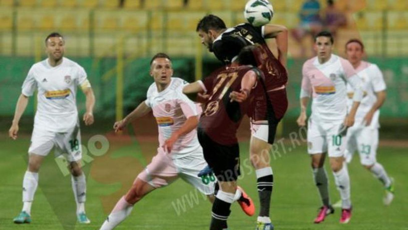 Niculae aruncă săgeți în toate părțile:** "Jucătorii noștri idioți nu au fost în stare de nimic! Ne-a bătut o echipă foarte slabă". Pe cine scoate din echipă