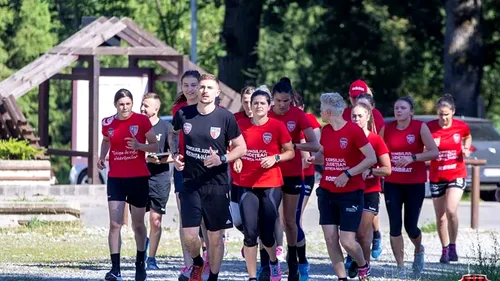 Gloria Bistrița a dat lovitura în tentativa de a deveni o forță în handbalul feminin! „M-am bucurat foarte mult că au acceptat. Sincer, nu credeam că o să vină!” Pe cine vede Horațiu Pașca principala favorită la titlu | INTERVIU