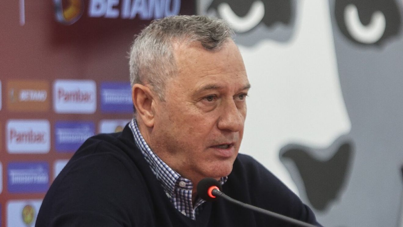 „M-am speriat, eu sunt pățit”. Prima măsură luată de Mircea Rednic după ce Rareș Pop a căzut ca secerat pe teren
