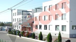 Pregătiri "românești" pentru venirea lui Inter Milano!** FOTO Muncitorii au ieșit la văruit borduri