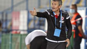 Gigi Mulțescu pune presiune pe jucătorii lui Dinamo: „Un război se câștigă pe toate fronturile! Să nu le tremure picioarele”