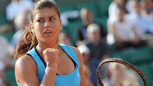 Sorana Cîrstea va reveni de luni în Top 100 și poate visa chiar la o calificare miraculoasă la Jocurile Olimpice. "Sfertul" cu Cibulkova de la Madrid capătă o importanță majoră