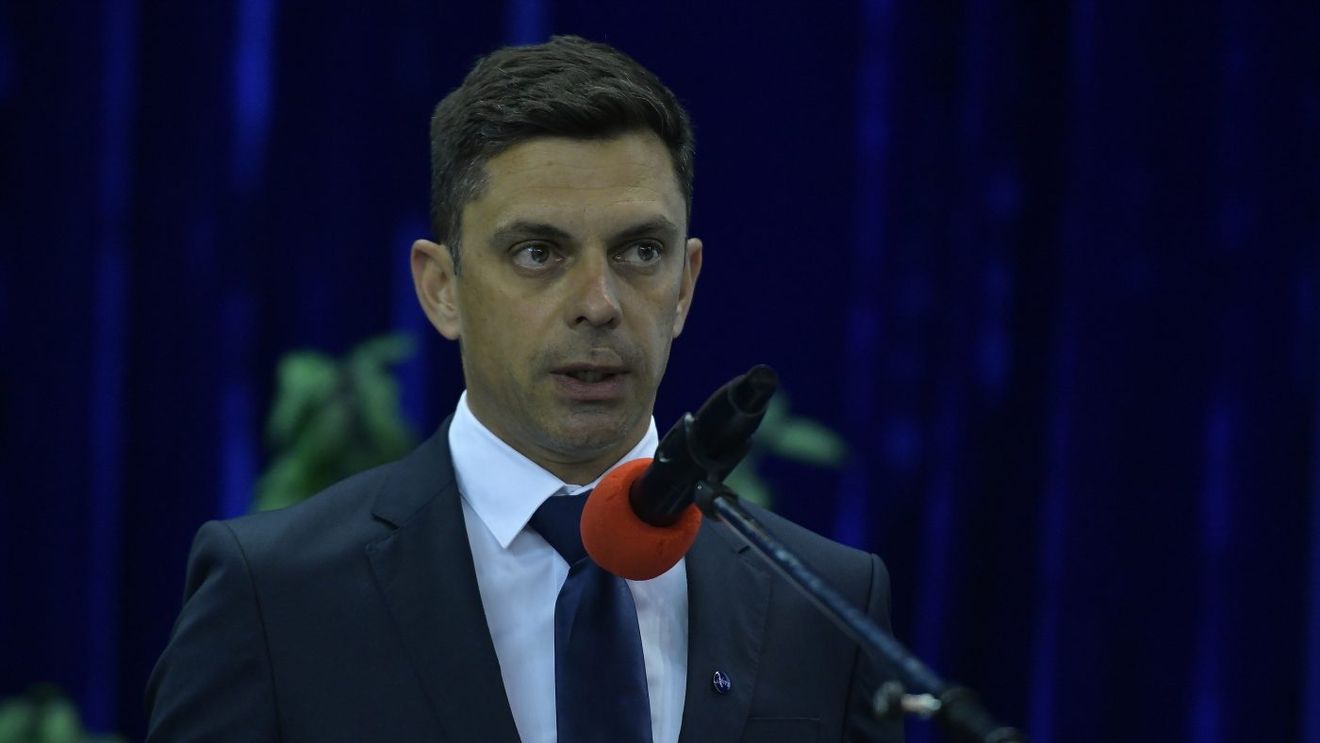 Eduard Novak tranșează războiul pentru identitate dintre CSA și FCSB! „Asta e Steaua, dar n-am zis-o ca ministru!” | VIDEO EXCLUSIV ProSport LIVE