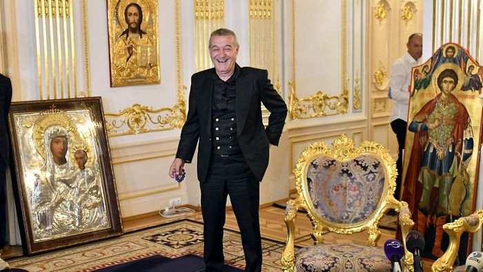 „Ce ai făcut tu cu femeile fac eu cu echipa”. Gigi Becali, replica zilei în dialogul cu finul Cristi Borcea