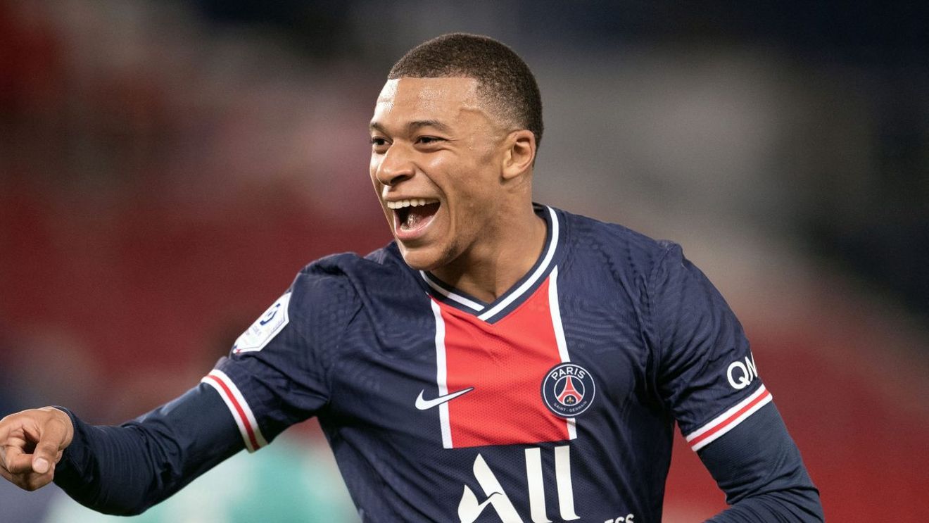 Kylian Mbappe aruncă în aer piața transferurilor! Atacantul Franței rămâne la PSG până în 2022, dar va deveni apoi cel mai curtat fotbalist din istorie