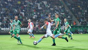 Nicolae Stanciu, în formă maximă în derby! Mijlocașul naționalei României a marcat într-o repriză memorabilă și a ajutat-o pe Slavia Praga să revină spectaculos | VIDEO