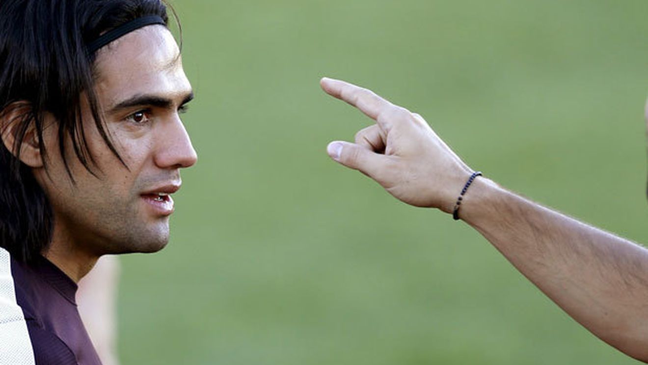 Mancini este disperat:** Falcao era ca și luat de City, dar italianul își vede planul ruinat! Omul care îi spulberă visul: