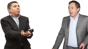 Turcu îl atacă pe Badea