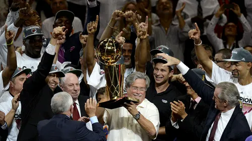 FOTO Miami Heat este noua campioană din NBA!** LeBron James, desemnat 
MVP-ul finalei