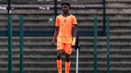 La 5 ani lucra în mină ca să aibă bani de mâncare, la 19 ani a fost chemat de FC Barcelona la prima echipă a lui Flick!