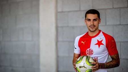 Nicolae Stanciu, topul din care ar vrea să iasă rapid. Cehii susțin că Slavia Praga vrea să-l vândă pe internaționalul român