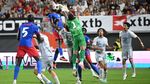 Cum a trăit Mihai Stoica în tribune emoțiile meciului FCSB – UTA! De la agonie la extaz și înapoi