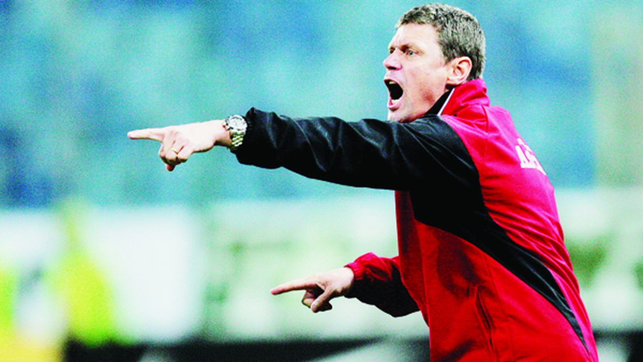 Țintele "câinilor" pentru postul de tehnician: un fost dinamovist sau un străin!** VEZI portretul robot al antrenorului la New Dinamo