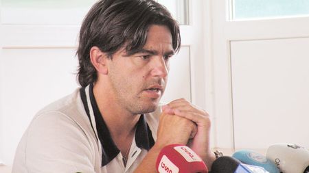 "M-a convins soția să nu mă las"