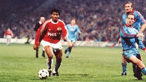 A învins cancerul și a suferit cinci operații pe cord! Povestea epică a celui care i-a descoperit pe Romario și Ronaldo. E unul dintre marii manageri ai lumii și consilierul lui Abramovic