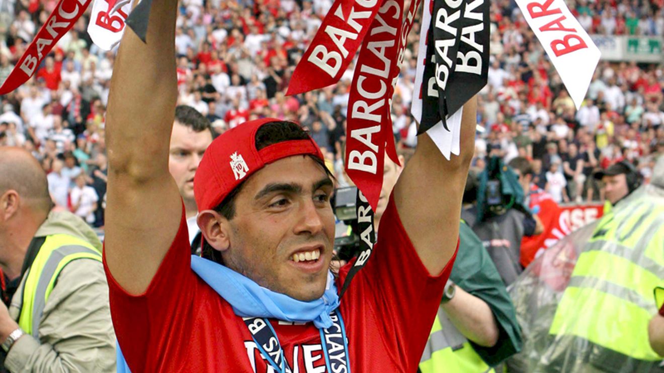 Tevez: "Sunt bucuros că am cucerit titlul în Premier League"