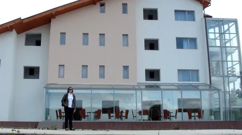 Lacul campionilor. Elisabeta Lipă: „Visul nostru a devenit realitate”. FR de Canotaj a inaugurat un hotel pentru sportivi la Baza Nautică din Dorobanț