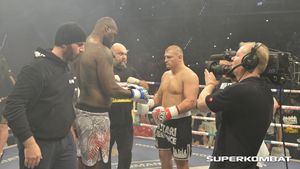 Adevărul despre meciul cu cântec Moroșanu - Jackson. "Ne-au mințit! L-am suspendat pe viață!" Ce palmares avea americanul