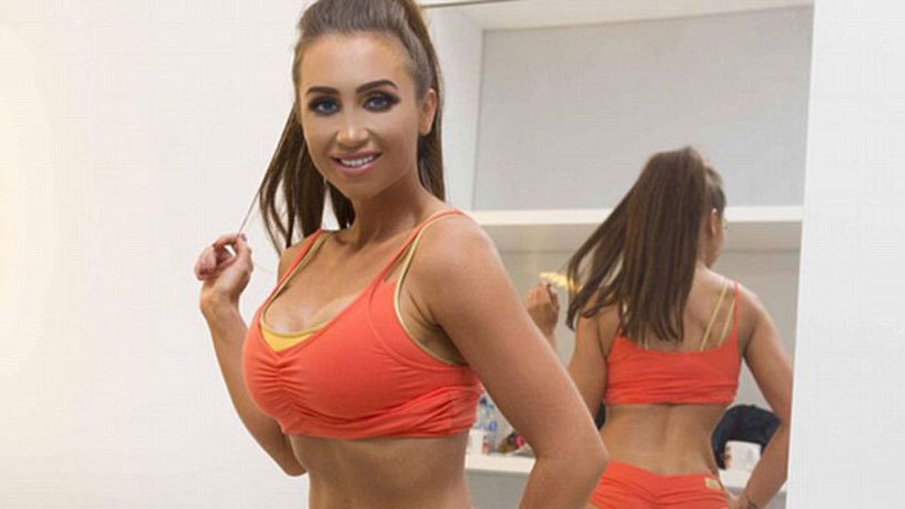 "Am muncit mult la sală pentru aceste rezultate!" FOTO | Lauren Goodger arată pe Instagram cât de mult a slăbit