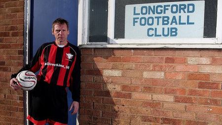 Stuart Pearce revine pe teren la 53 de ani. Clubul cu care a semnat: "Acum un an, aveam fani un om și un câine. Acum, vor veni sute"