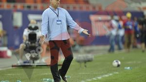 Andone, "ucis" de "copiii" săi:** "Trebuia să-l las pe Țucudean la Arad! Și pe Bălgrădean! Faci un bine și profită alții..."