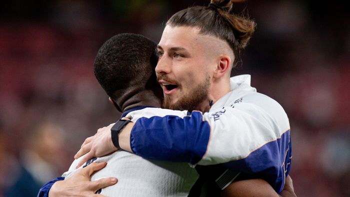 Atletico Madrid a oferit 53.000.000 de euro pentru transfer şi îl salvează pe Radu Drăguşin