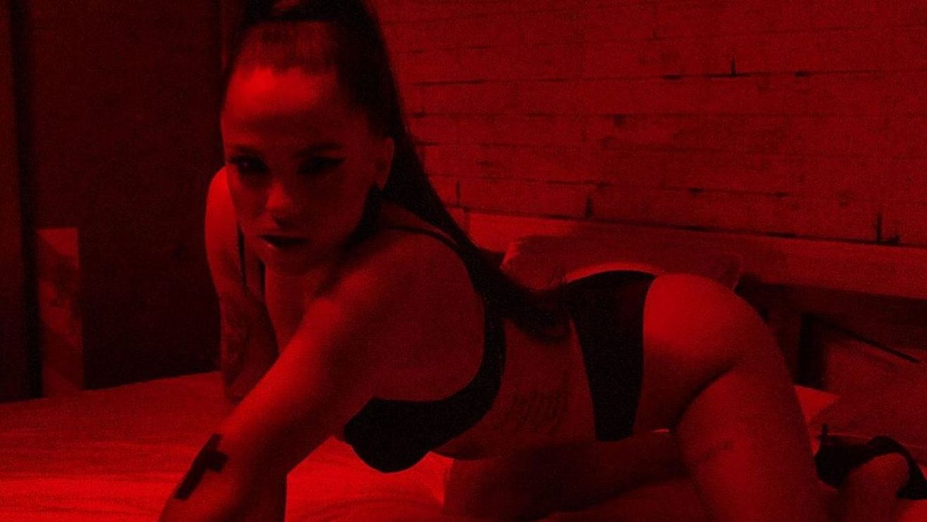 Diana Gureșoaie, fosta iubită a lui Cristi Tănase, schimbare radicală! Așa a ajuns să arate după ce a devenit „abonată” la sala de fitness | FOTO & VIDEO